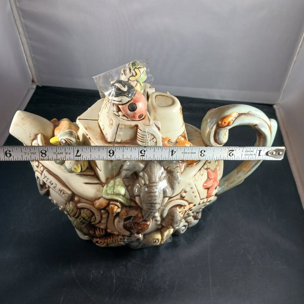 Harmony Kingdom Cardew Design LE Teapot Ceramic Noah Ark Decor - Picture 6 of 7